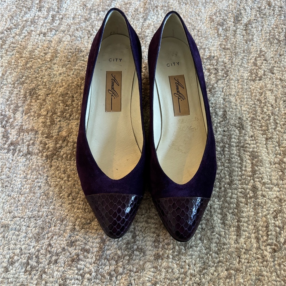 Women's Purple Heels made in Italy  runs like a size 7
